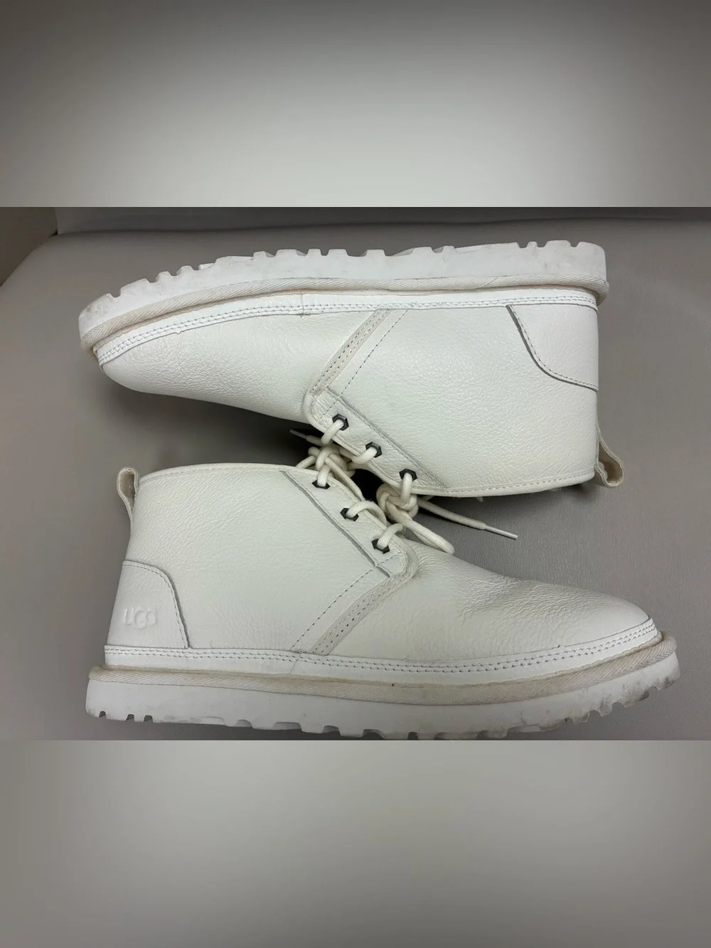 UGG Neumel Chukka Boots White Leather Men’s Size 9